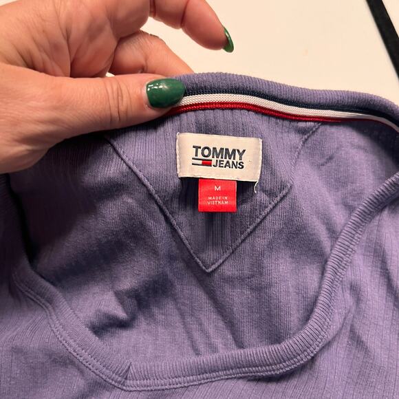 Tommy Jeans Purple V-Neck Ribbed T-Shirt Size Medium - Picture 4 of 7